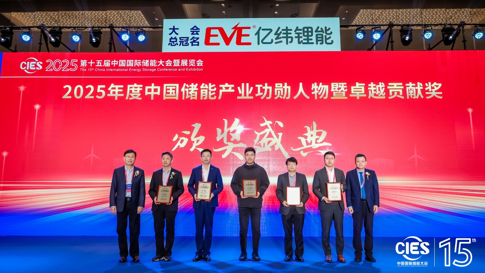 1742895939555200 1742895939555200