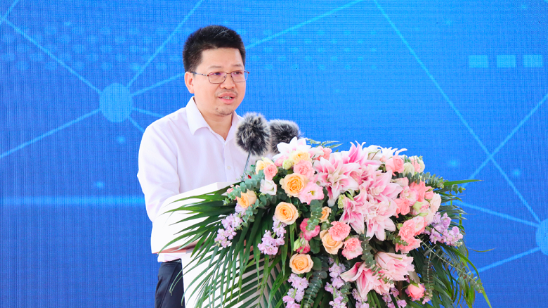 1689922921255539 1689922921255539