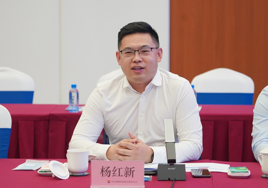 1689923002839209 1689923002839209