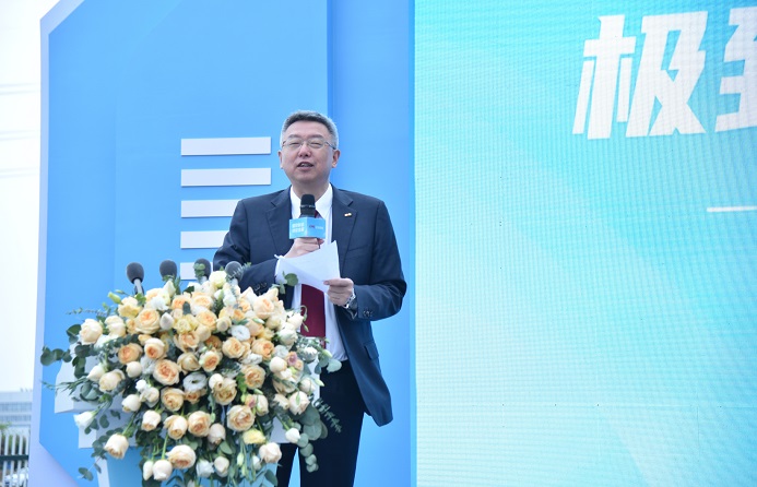 1689923219740712 1689923219740712