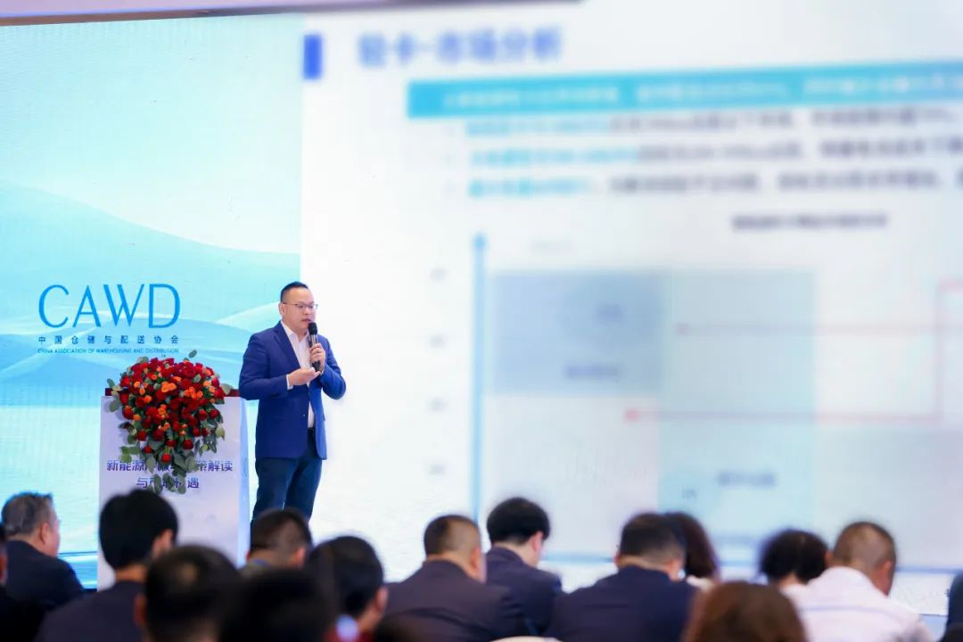 1730422145732332 1730422145732332